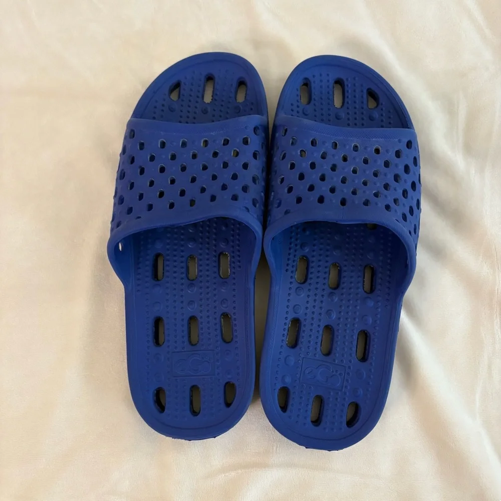 N/A comfortable blue